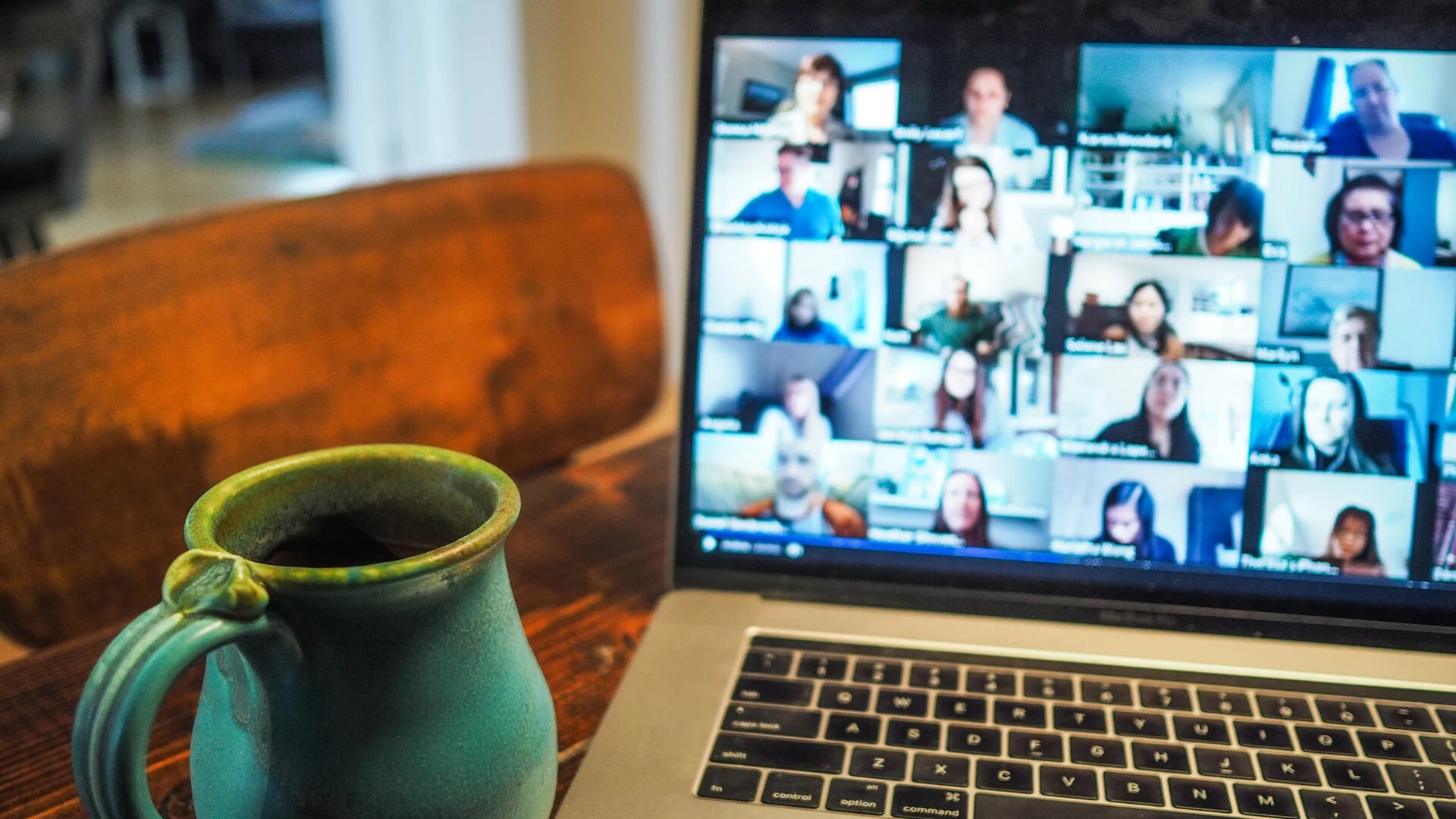 Zoom-The Most Reliable Way to Connect-by-Umecourse